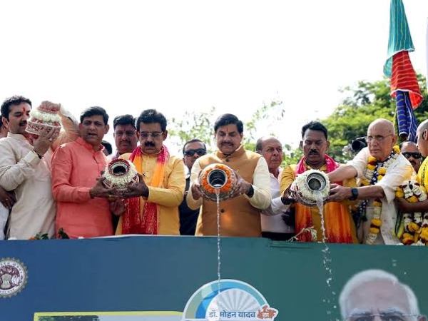 प्रदेश में जल गंगा संवर्धन अभियान में 2 लाख से अधिक जल संरचनाएँ संरक्षित और संवर्धित